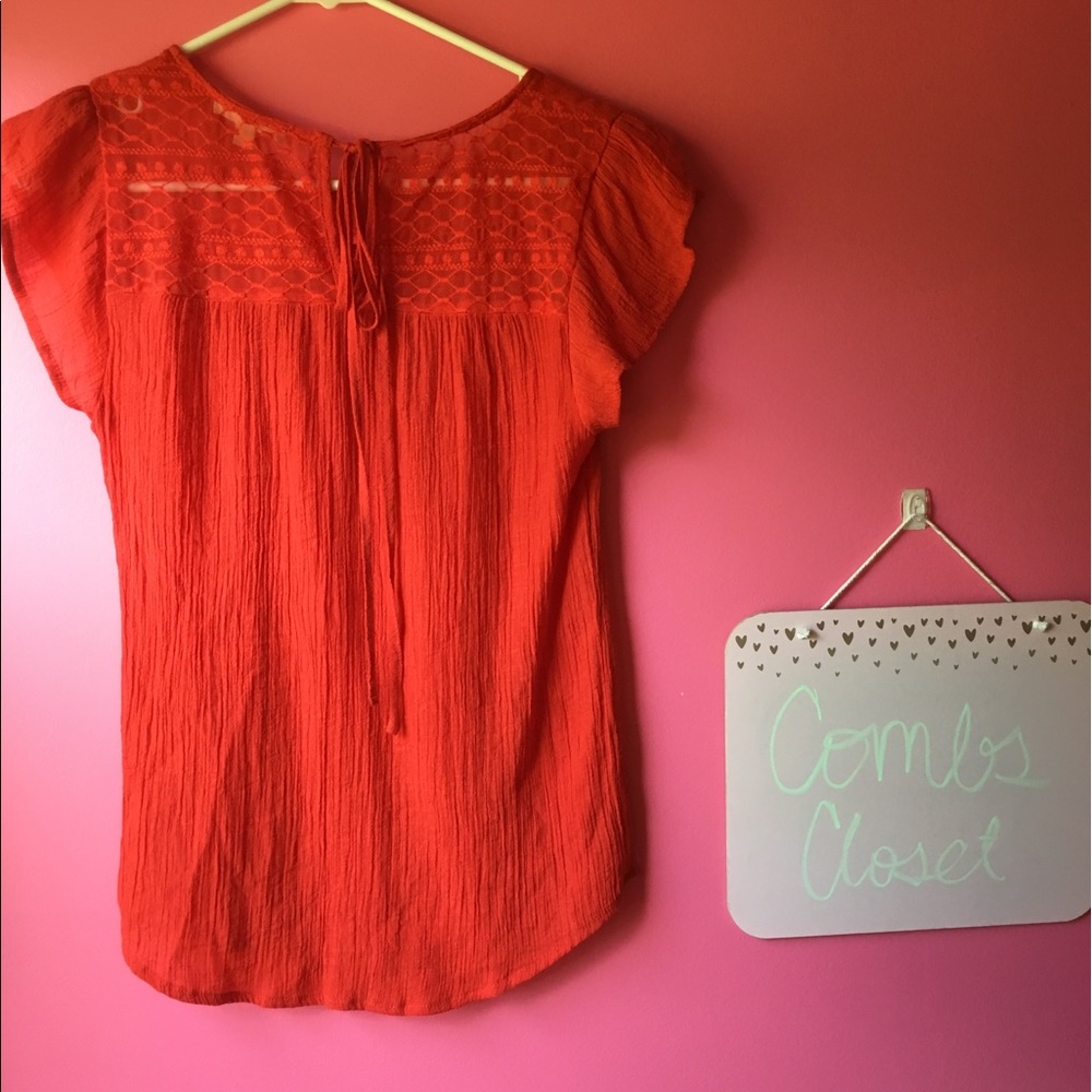 Red t-shirt - Picture 5 of 7